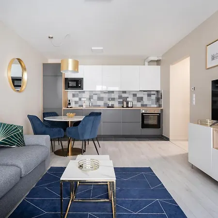 בודפשט Navy Angel Apartment With Balcony מראה חיצוני תמונה
